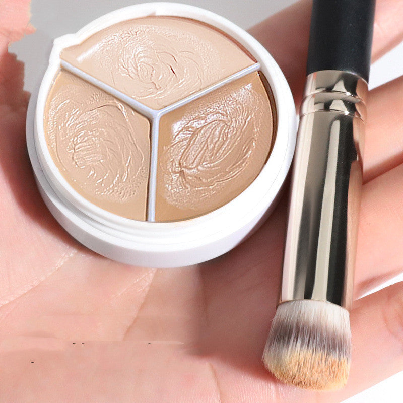 KELONDA™ Tri-Color Concealer